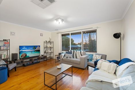 Property photo of 12 Kialoa Court Narre Warren VIC 3805