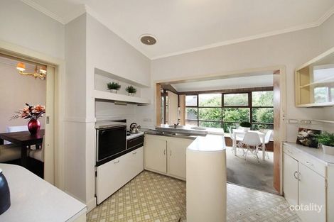 Property photo of 39 Kinlock Avenue Murrumbeena VIC 3163