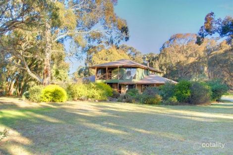 49 Thomas Rd, Haddon, VIC 3351