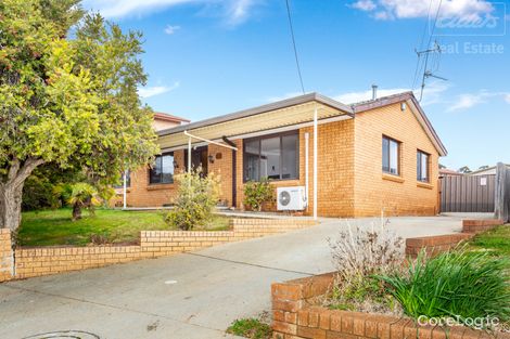 Property photo of 11 Sassafras Crescent Karabar NSW 2620