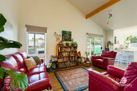 Property photo of 34 Parkins Reef Road Maldon VIC 3463