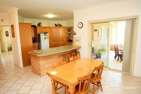 63 Streeton Dr, Metford, NSW 2323