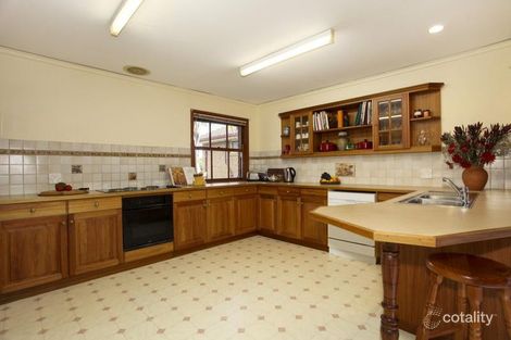 Property photo of 6 Albert Avenue Strathdale VIC 3550