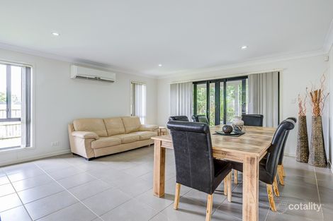 Property photo of 21 Casuarina Way Helensvale QLD 4212