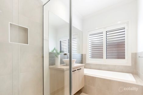 Property photo of 245 Heather Grove Clyde North VIC 3978