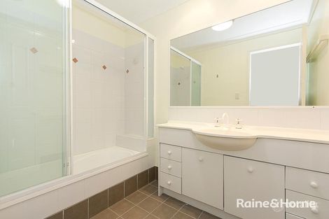 1/30 Rennie St, Indooroopilly, QLD 4068