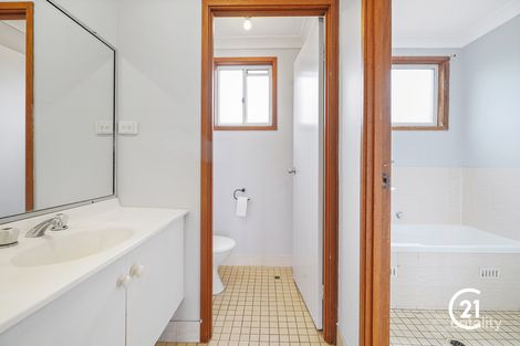 Property photo of 4 Peter Close Tumbi Umbi NSW 2261