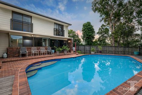 Property photo of 68 Cadogan Street Carindale QLD 4152