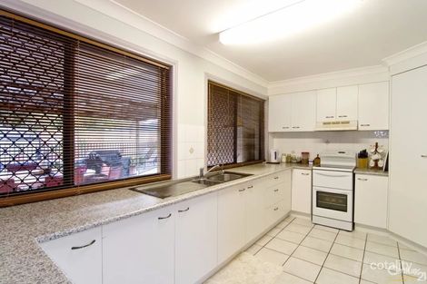 3 Sunbird Ch, Parrearra, QLD 4575