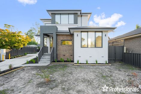 1/14 Ricky Ct, Mooroolbark, VIC 3138