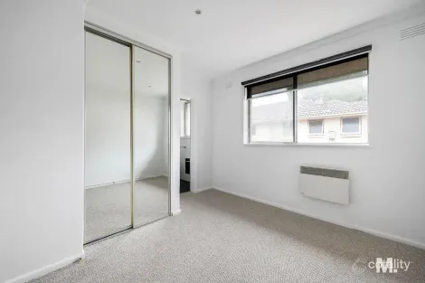 Property photo of 4/202A Pascoe Vale Road Essendon VIC 3040