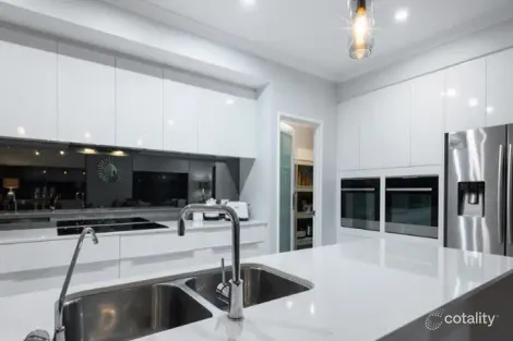 Property photo of 102 Sapphire Chase Wellard WA 6170