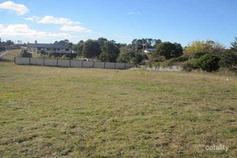 11 Mountain View Pl, Penguin, TAS 7316