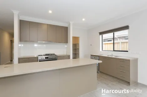 Property photo of 7 Knox Street Berwick VIC 3806