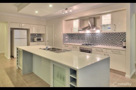 Property photo of 10 Colebrook Crescent Doolandella QLD 4077