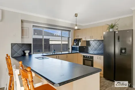 Property photo of 28 Pell Street Howlong NSW 2643