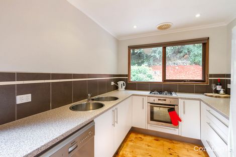 Property photo of 35 Sharland Close Mount Evelyn VIC 3796