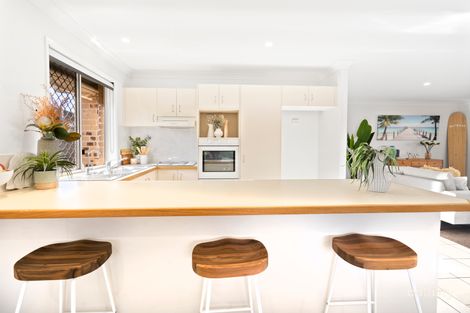 Property photo of 11 Silver Glade Drive Elanora QLD 4221