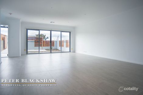 Property photo of 2/1 Alan Watt Crescent Casey ACT 2913