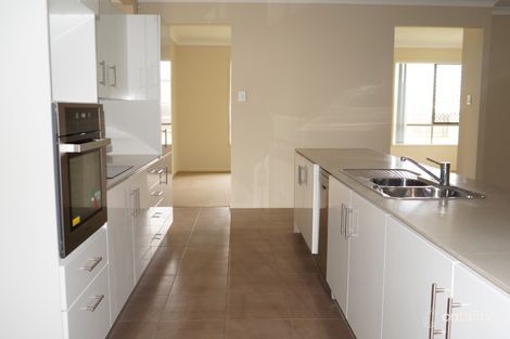 Property photo of 5 Lilly Court Yamanto QLD 4305