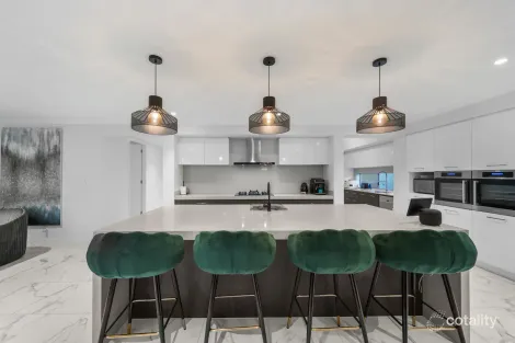 Property photo of 1377 Ison Road Manor Lakes VIC 3024