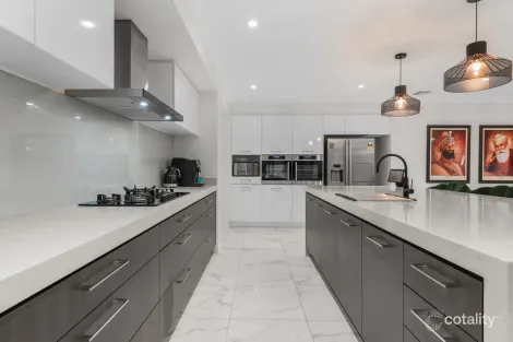 Property photo of 1377 Ison Road Manor Lakes VIC 3024