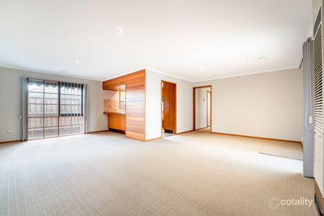 Property photo of 5 Kent Court Werribee VIC 3030