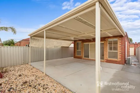 Property photo of 1/12 Jordyn Street Tarneit VIC 3029