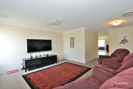 Property photo of 5 Bismarck Approach Rockingham WA 6168