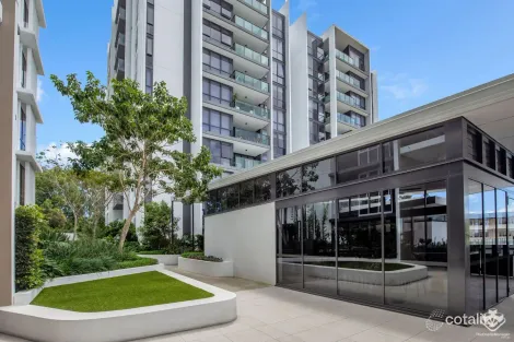 Property photo of 2 Main Street Varsity Lakes QLD 4227