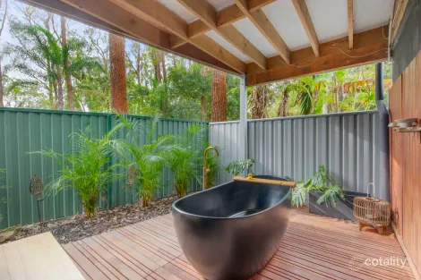 Property photo of 36 Marlborough Place Berkeley Vale NSW 2261