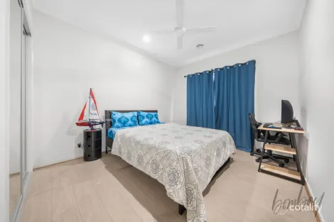 Property photo of 12 Middle Way Mickleham VIC 3064