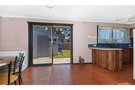 Property photo of 6 Nara Place Carrum Downs VIC 3201