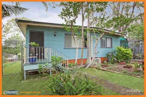 19 Crest St, Kallangur, QLD 4503