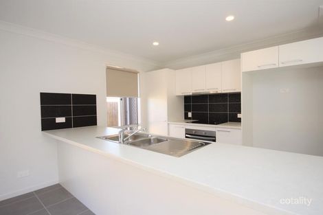 7 Primrose Cres, Redbank Plains, QLD 4301