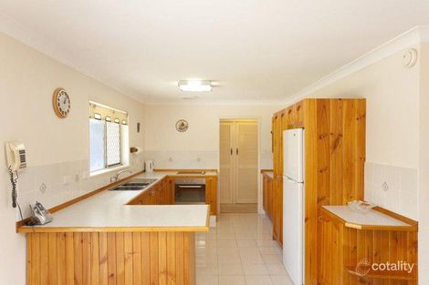 Property photo of 33 Gaillardia Street Macgregor QLD 4109