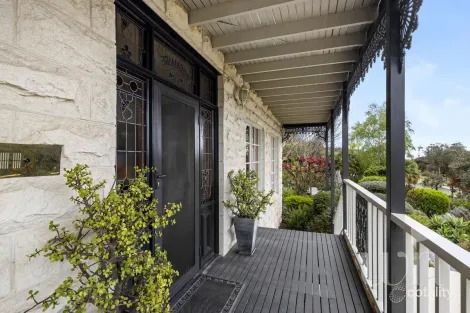 Property photo of 18-20 Gray Street Mount Martha VIC 3934