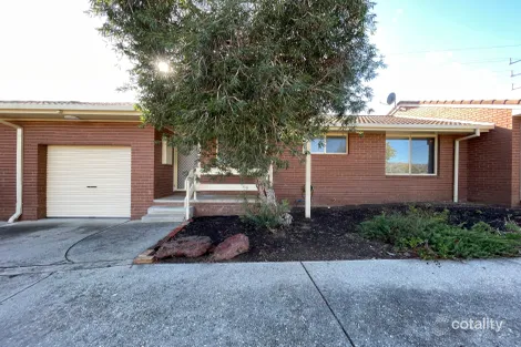 Property photo of 2/4 Skipton Court Wodonga VIC 3690