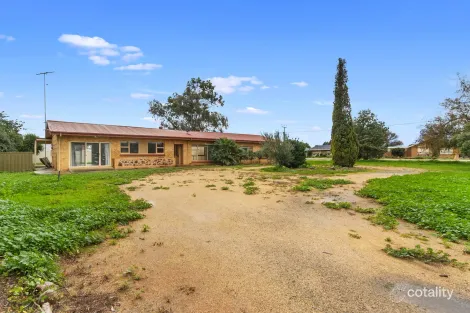19 Francis St, Balaklava, SA 5461