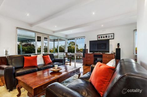 Property photo of 2 Mira Street Blackburn South VIC 3130