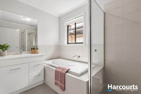 Property photo of 8 Owl Road Doreen VIC 3754
