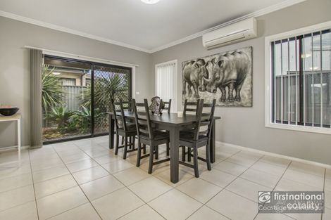 Property photo of 2 Waterview Avenue Haywards Bay NSW 2530