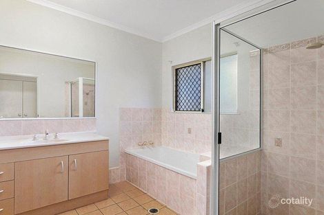 Property photo of 13 Saint Pauls Court Mount Louisa QLD 4814