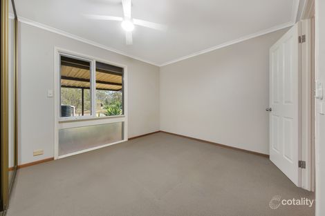 Property photo of 33 Aminya Crescent Bradbury NSW 2560