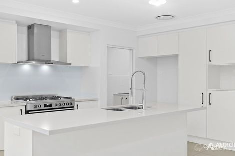 Property photo of 3 Viewpoint Street Pallara QLD 4110