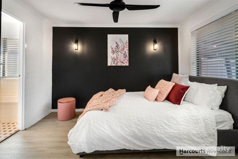 Property photo of 33 Admiralty Crescent Seaford Rise SA 5169