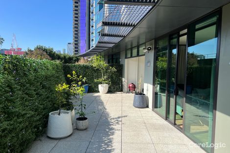 Property photo of 704/9 Waterside Place Docklands VIC 3008