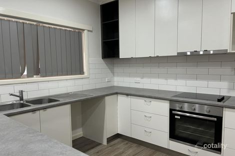 Property photo of 17 Harbutt Way Millars Well WA 6714