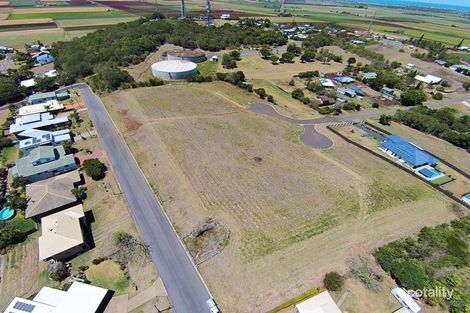 Property photo of 3 Mary Charles Court Qunaba QLD 4670