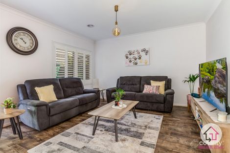 Property photo of 9 Riceflower Rise Wallan VIC 3756
